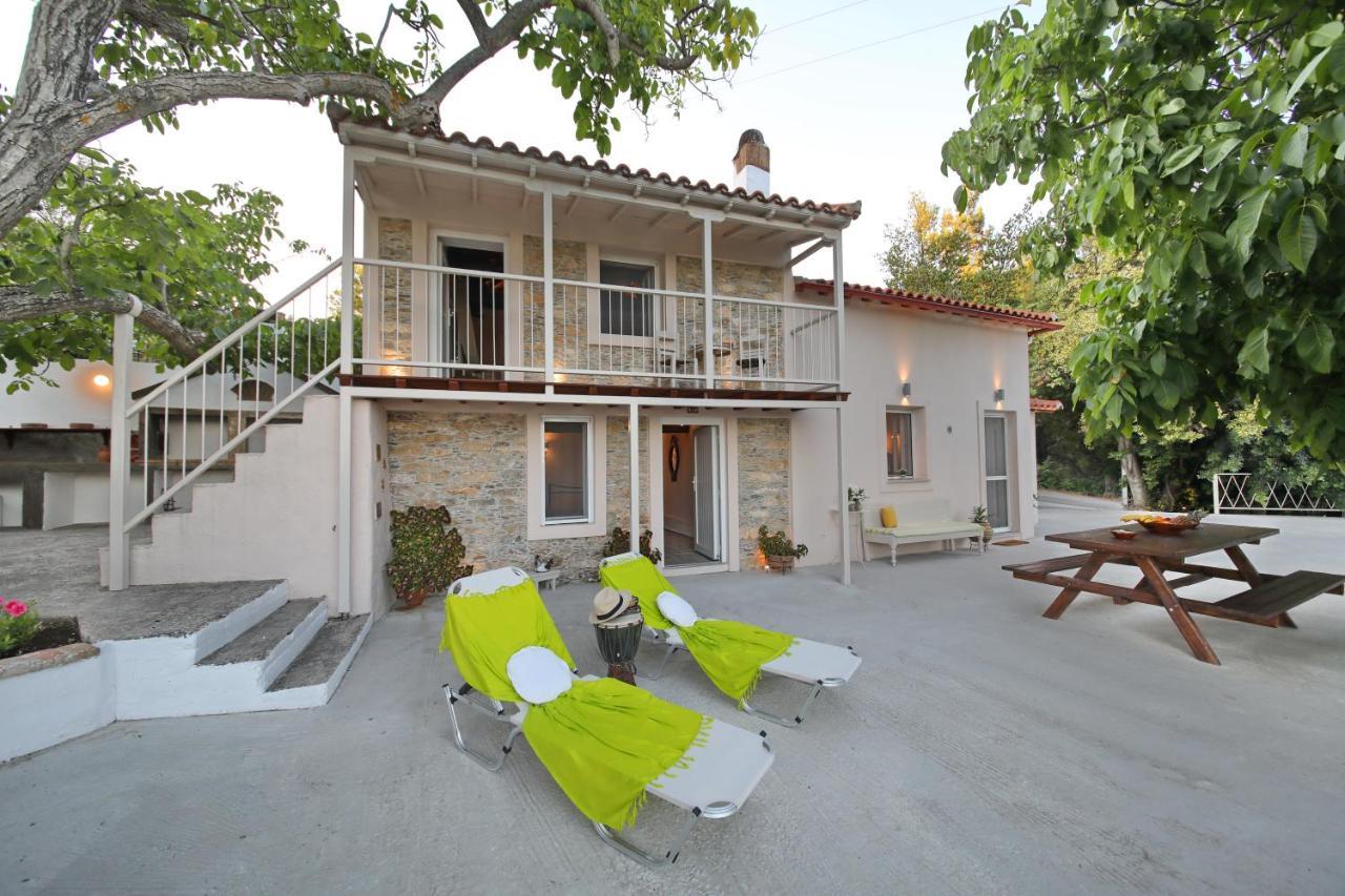 Pyrgos Country House Skopelos Town Exterior photo