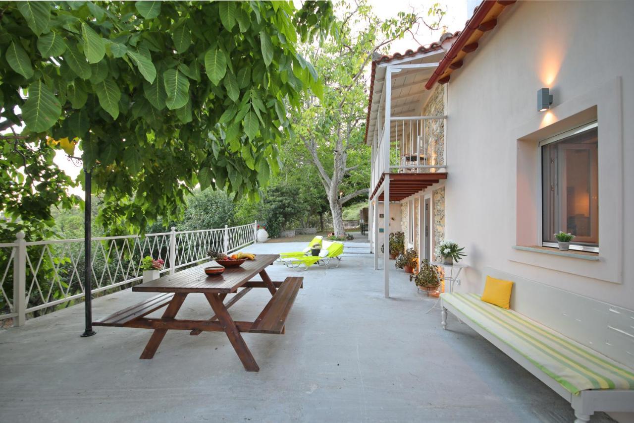 Pyrgos Country House Skopelos Town Exterior photo