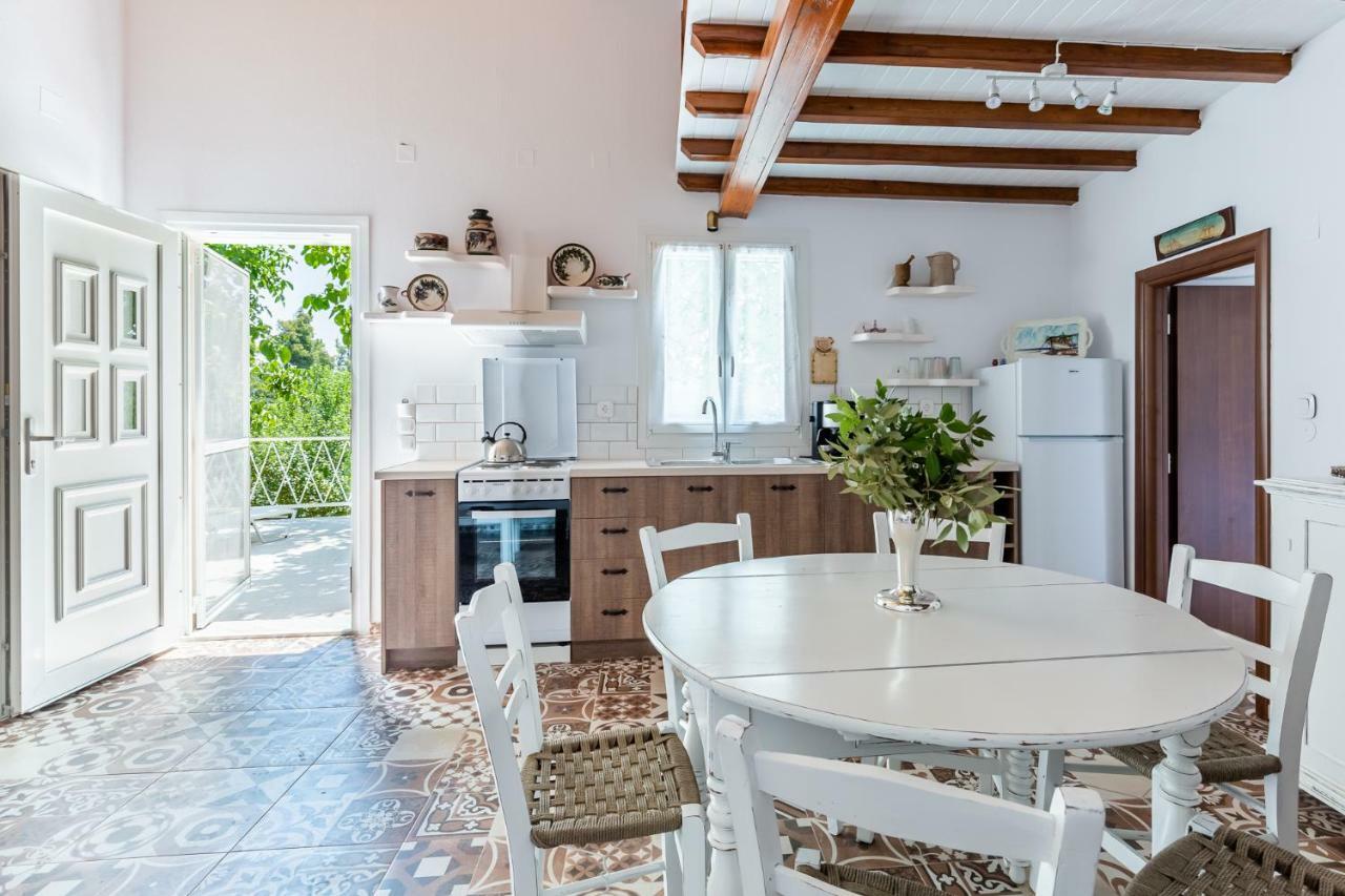 Pyrgos Country House Skopelos Town Exterior photo