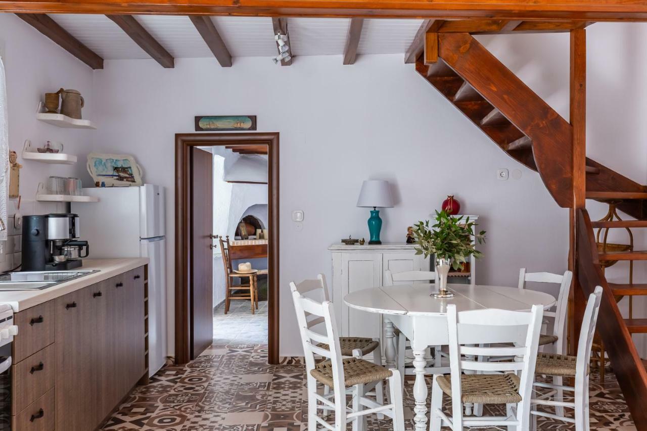 Pyrgos Country House Skopelos Town Exterior photo